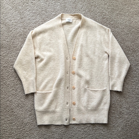 Aritzia Wilfred Oversized Cardigan - Picture 2 of 4